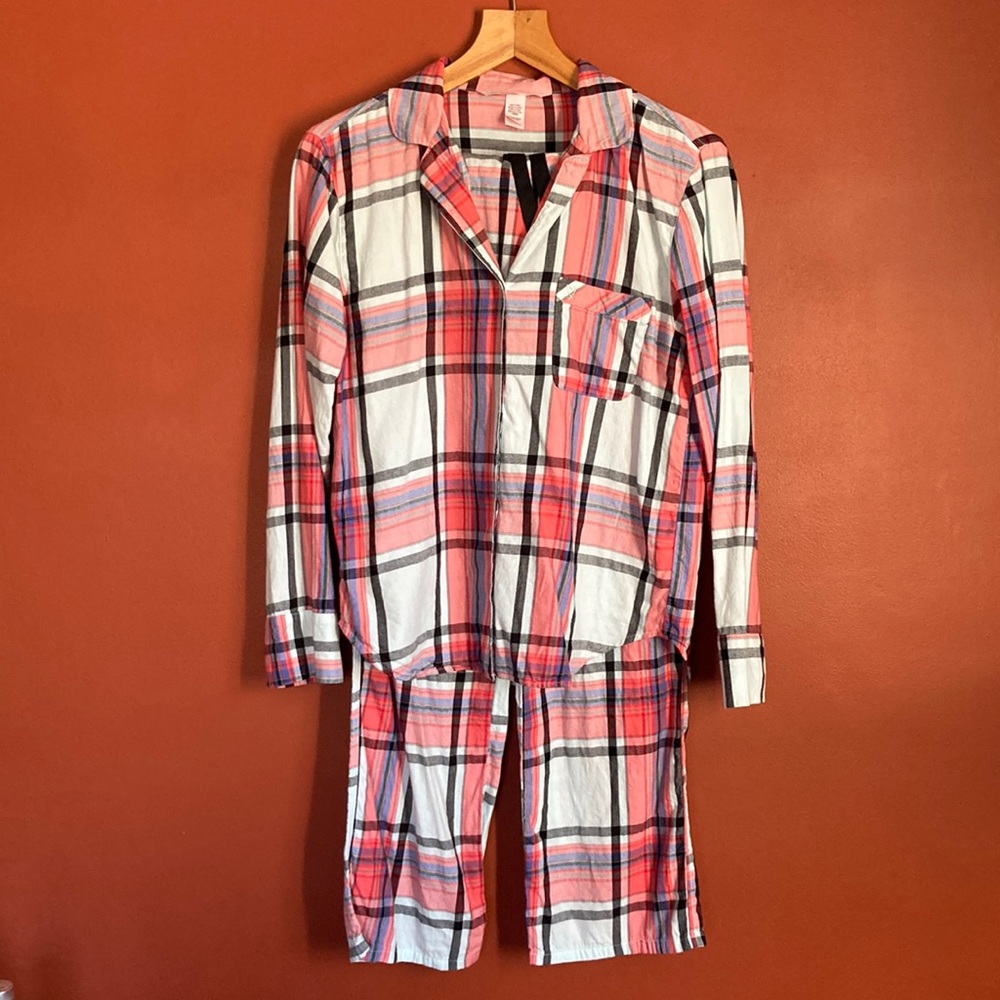 VICTORIA’S SECRET PJ’s